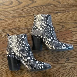 Marc Fisher Snakeskin Boot - 7.5